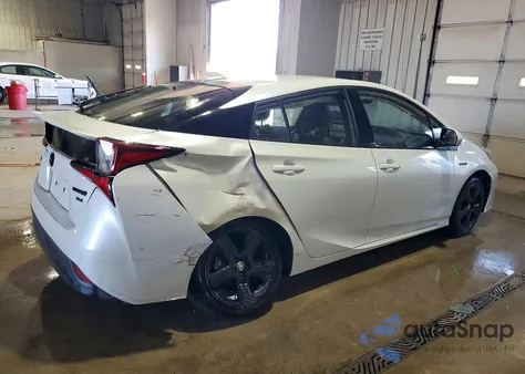 2021 Toyota Prius Special Edition z USA, uszkodzony, nr VIN JTDKAMFU0M3127682